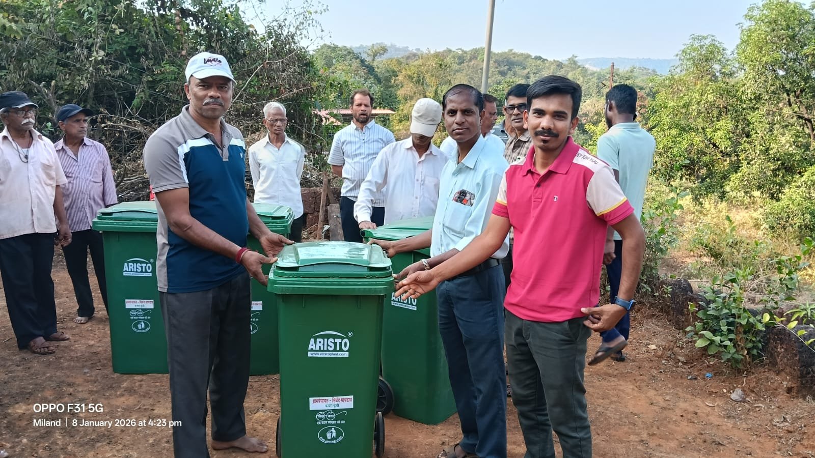 251b4fff-4747-4de8-91b4-6b3d326f043c